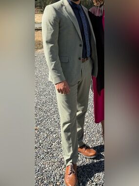 RW&CO // Eucalyptus Light Green Suit Jacket & Trousers